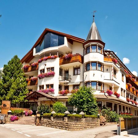 Hotel Villa Monica Toblach Exteriér fotografie